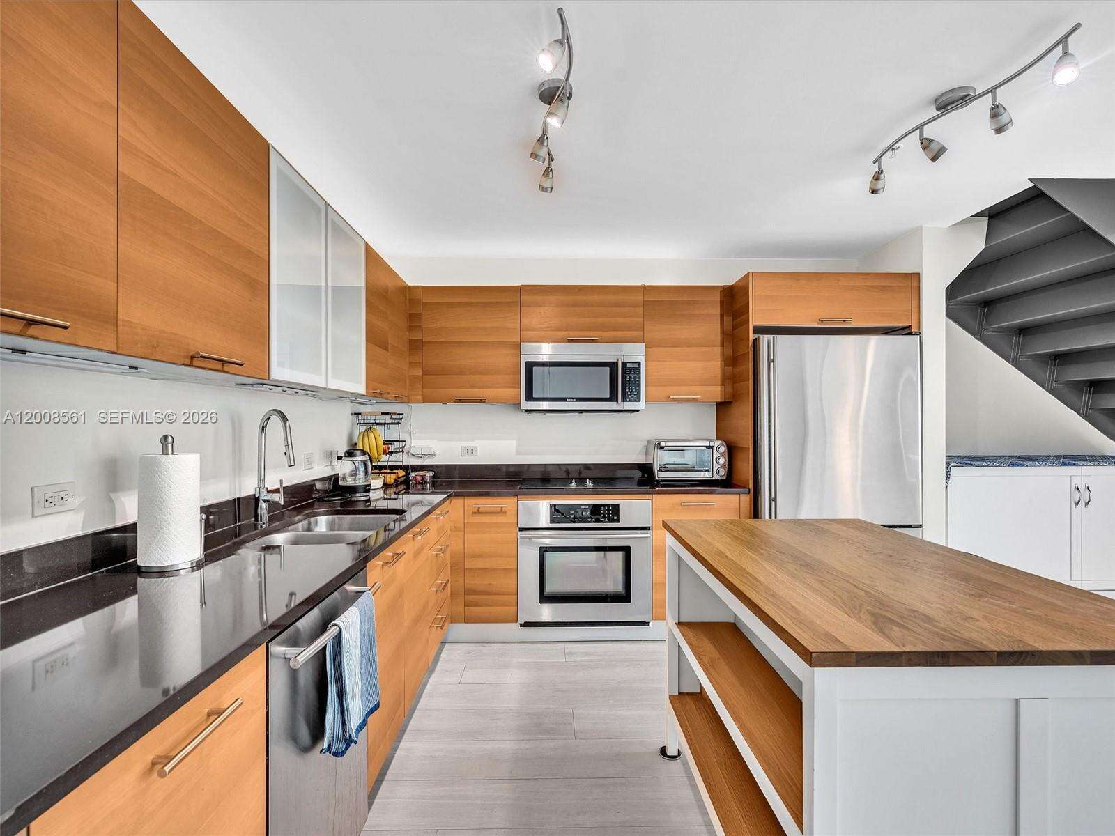 Four Midtown at 3301 1 Ave, Miami, FL 33137 - For Sale photo 12