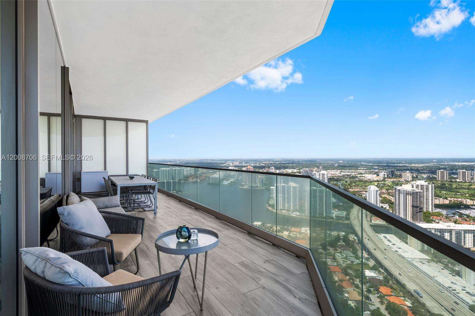 18975 COLLINS - 18975 Collins Ave, Sunny Isles Beach, FL 33160 | Picture 27