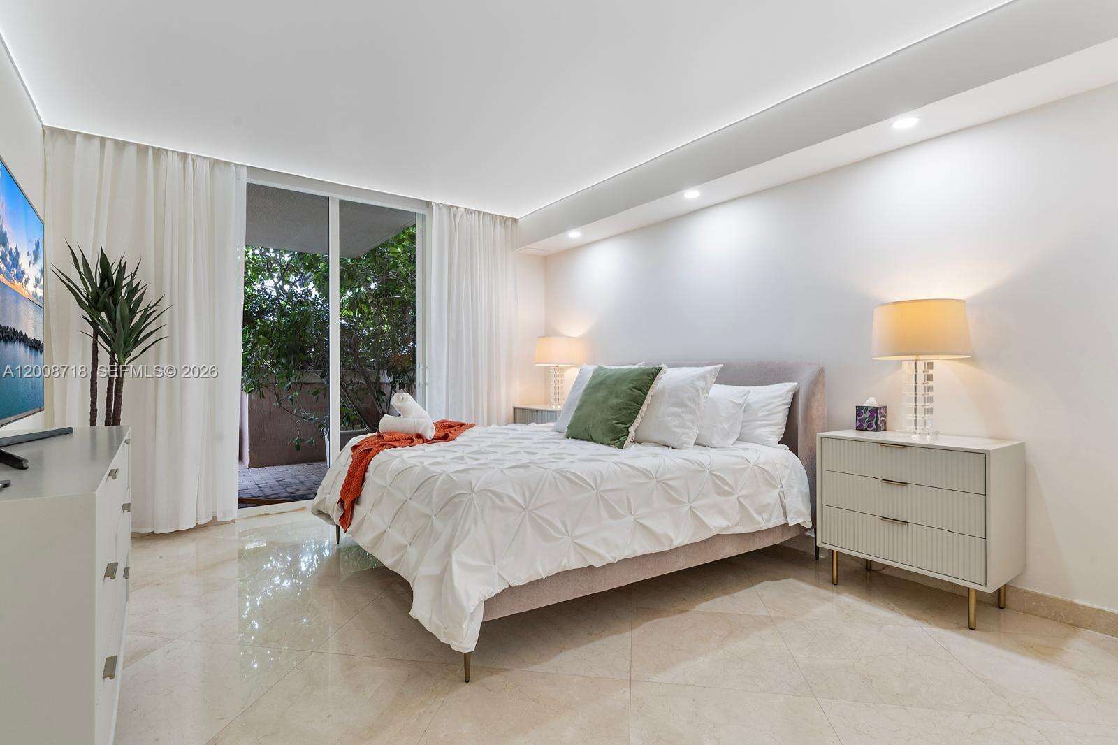 King David at 17555 Atlantic Blvd, Sunny Isles Beach, FL 33160 - For Sale photo 25