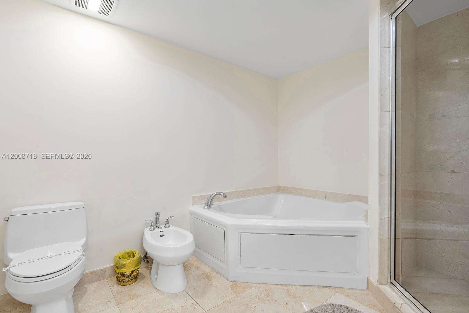 King David at 17555 Atlantic Blvd, Sunny Isles Beach, FL 33160 - For Sale photo 48