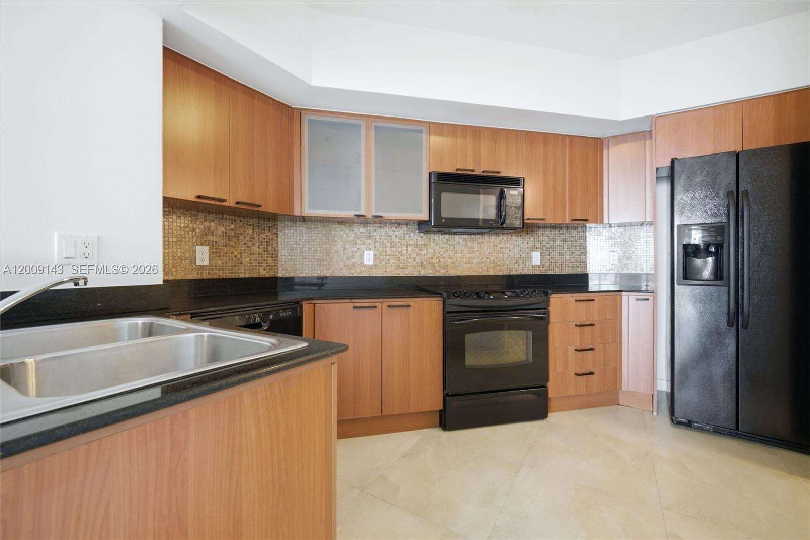 LA PERLA - 16699 Collins Ave, Sunny Isles Beach, FL 33160 | Picture 23