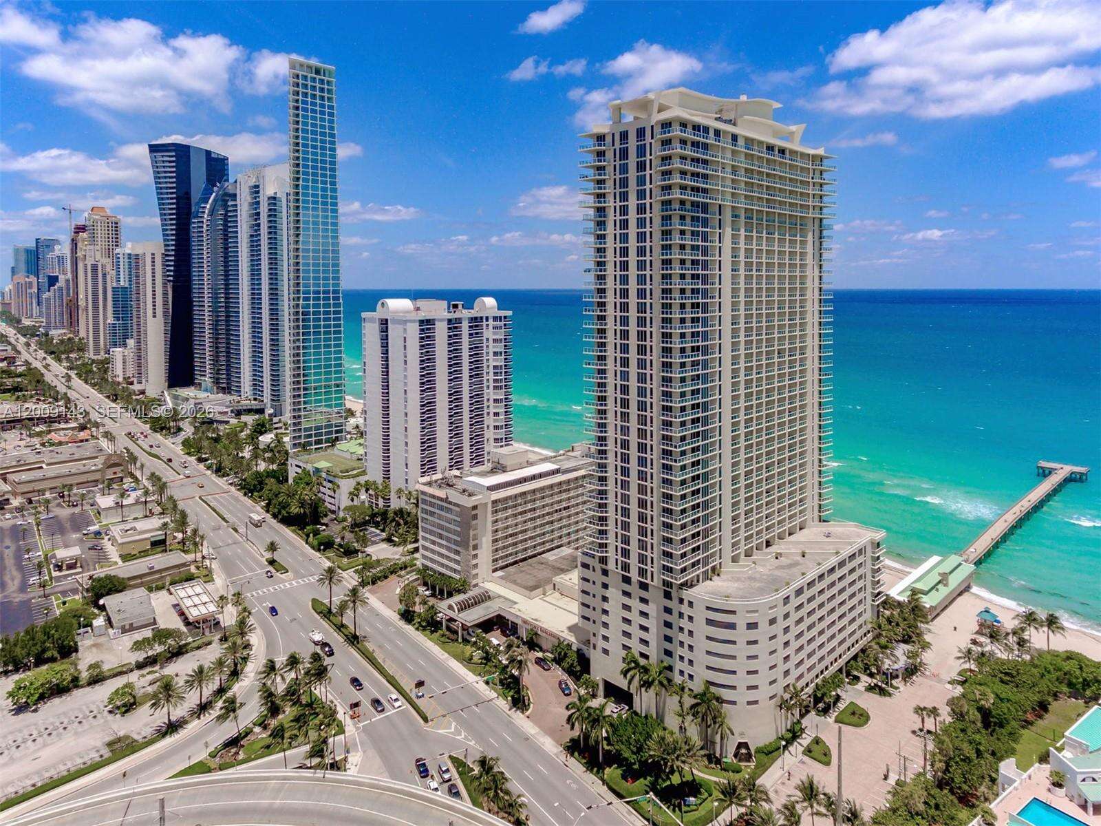 LA PERLA - 16699 Collins Ave, Sunny Isles Beach, FL 33160 | Picture 6
