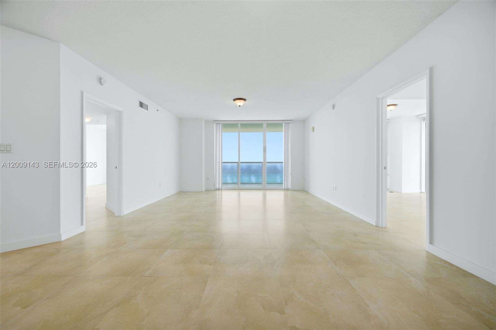 LA PERLA - 16699 Collins Ave, Sunny Isles Beach, FL 33160 | Picture 8