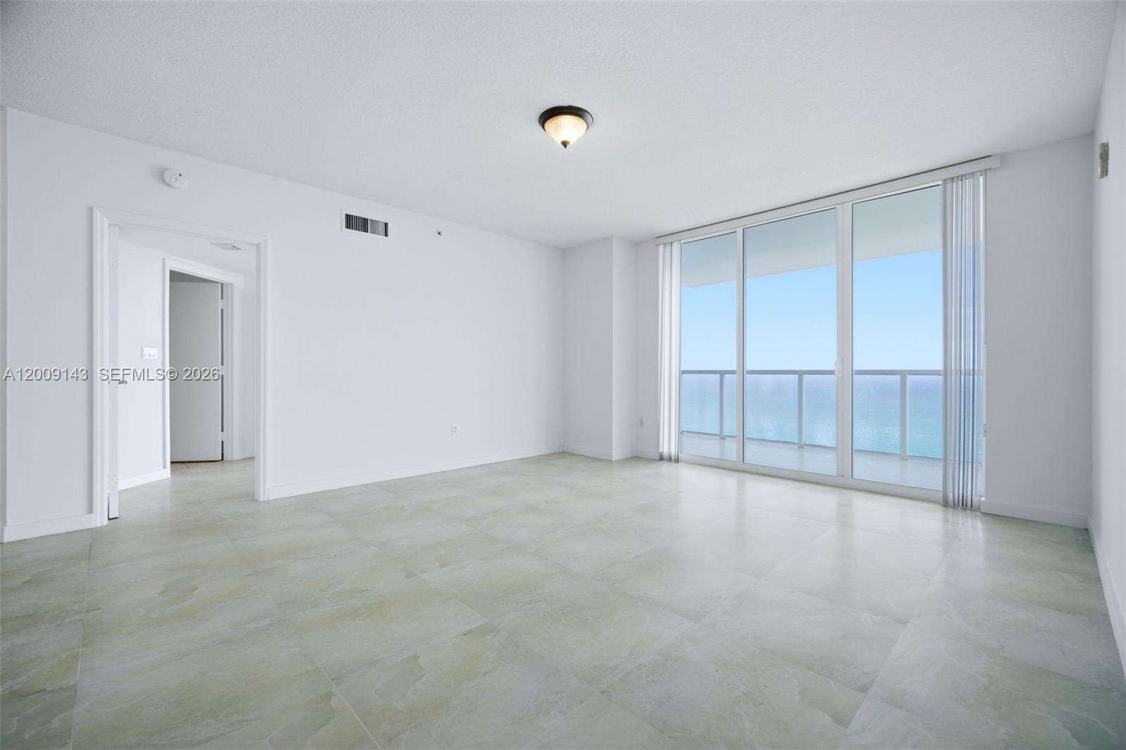 LA PERLA - 16699 Collins Ave, Sunny Isles Beach, FL 33160 | Picture 10