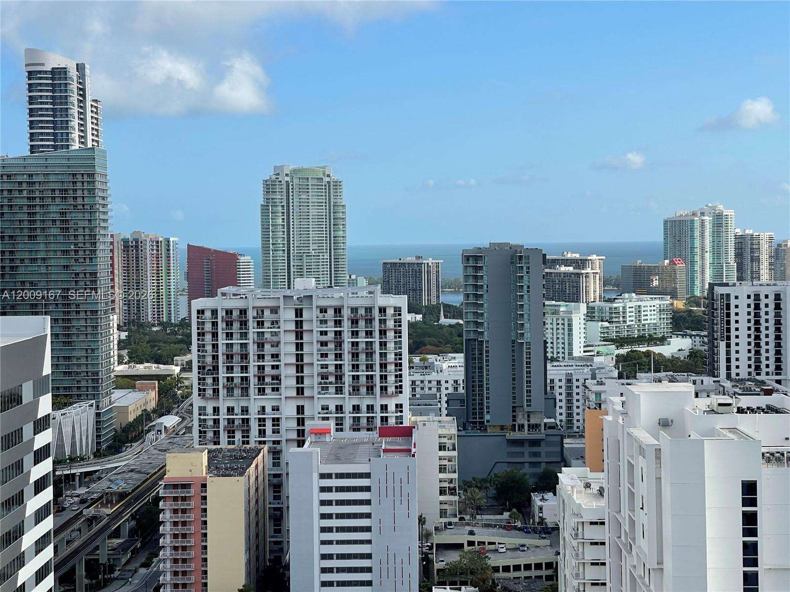 Neo Vertika at 690 1 Ct, Miami, FL 33130 - For Sale photo 2
