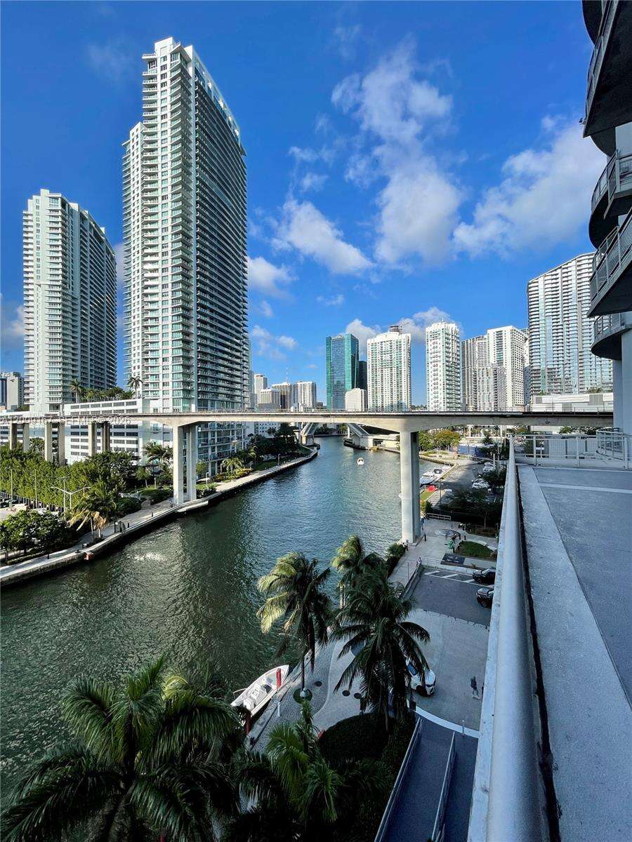 Neo Vertika at 690 1 Ct, Miami, FL 33130 - For Sale photo 35
