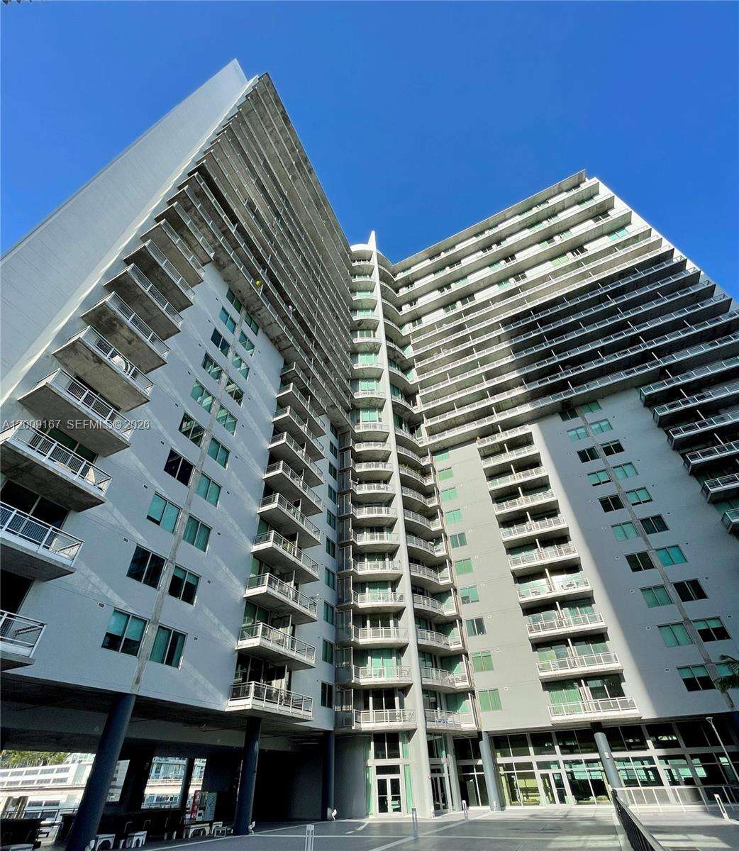 Neo Vertika at 690 1 Ct, Miami, FL 33130 - For Sale photo 36