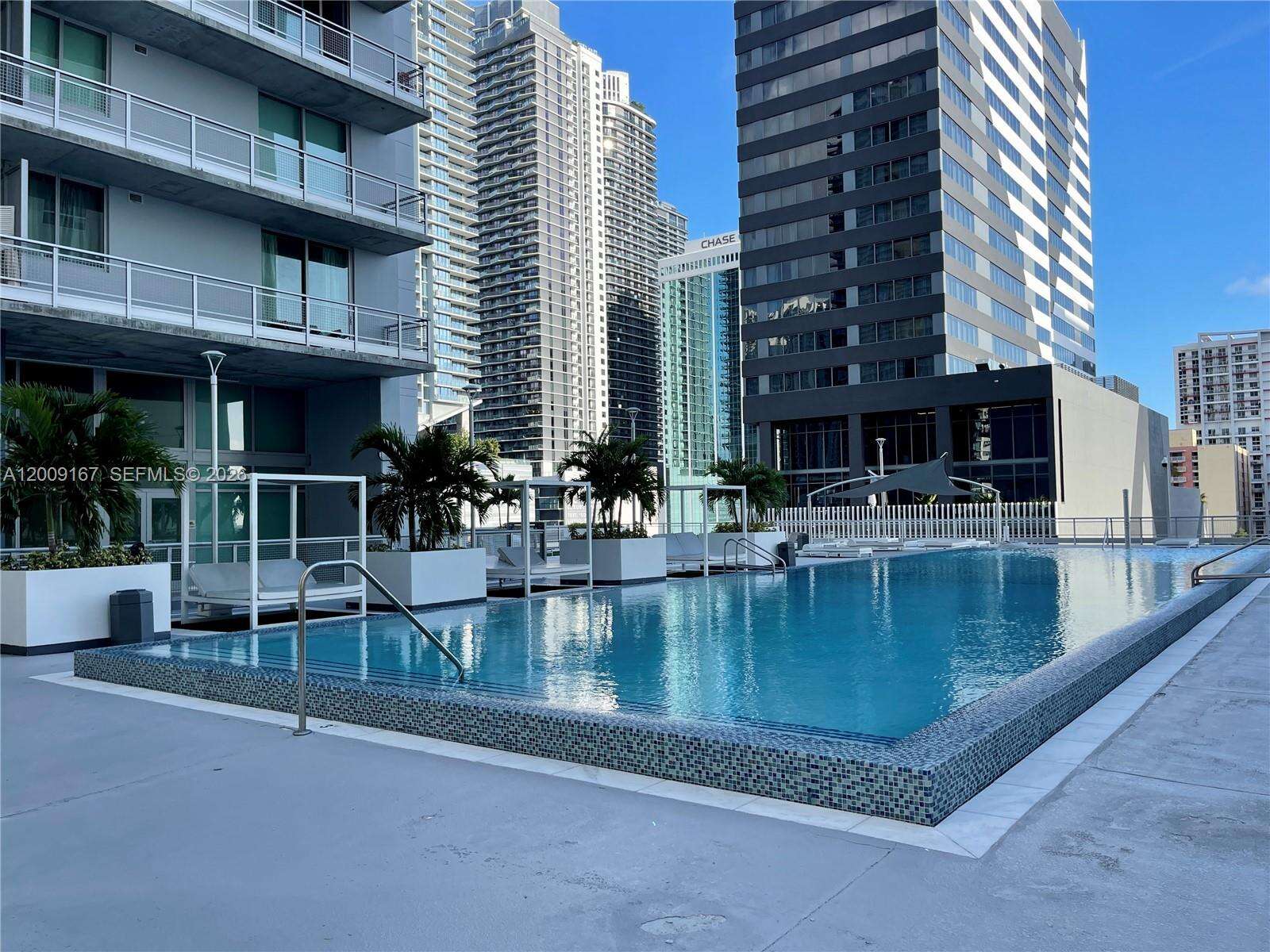 Neo Vertika at 690 1 Ct, Miami, FL 33130 - For Sale photo 39