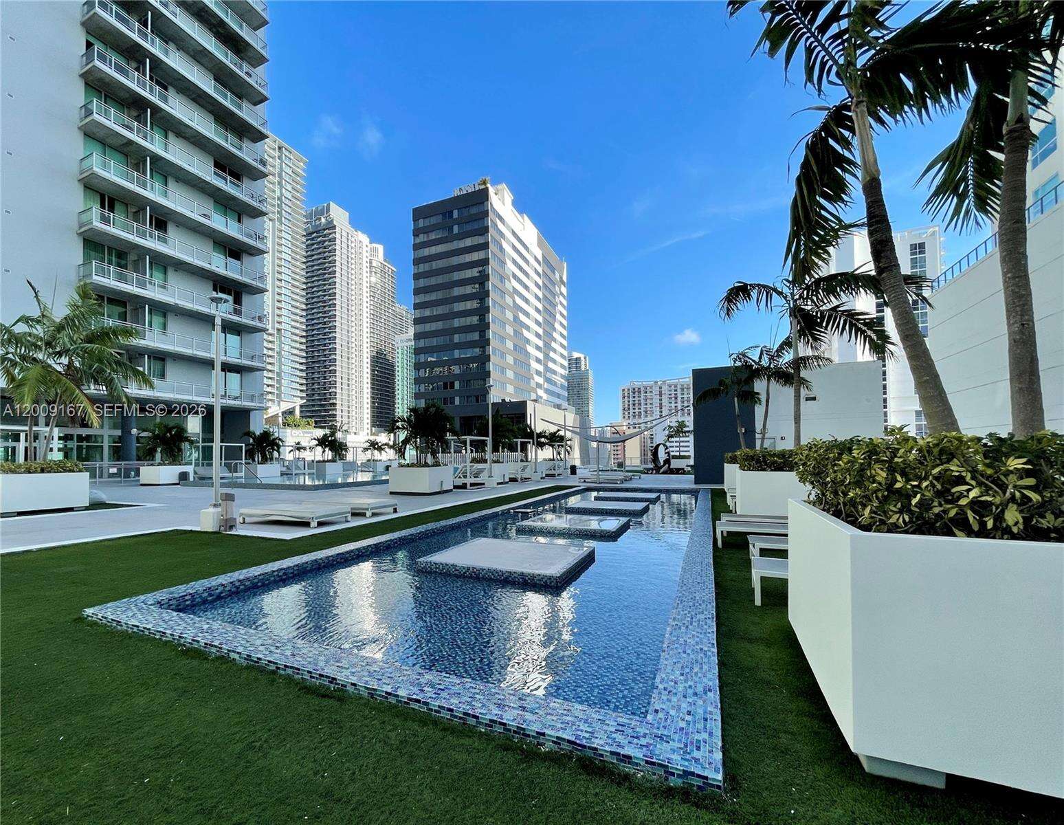 Neo Vertika at 690 1 Ct, Miami, FL 33130 - For Sale photo 41