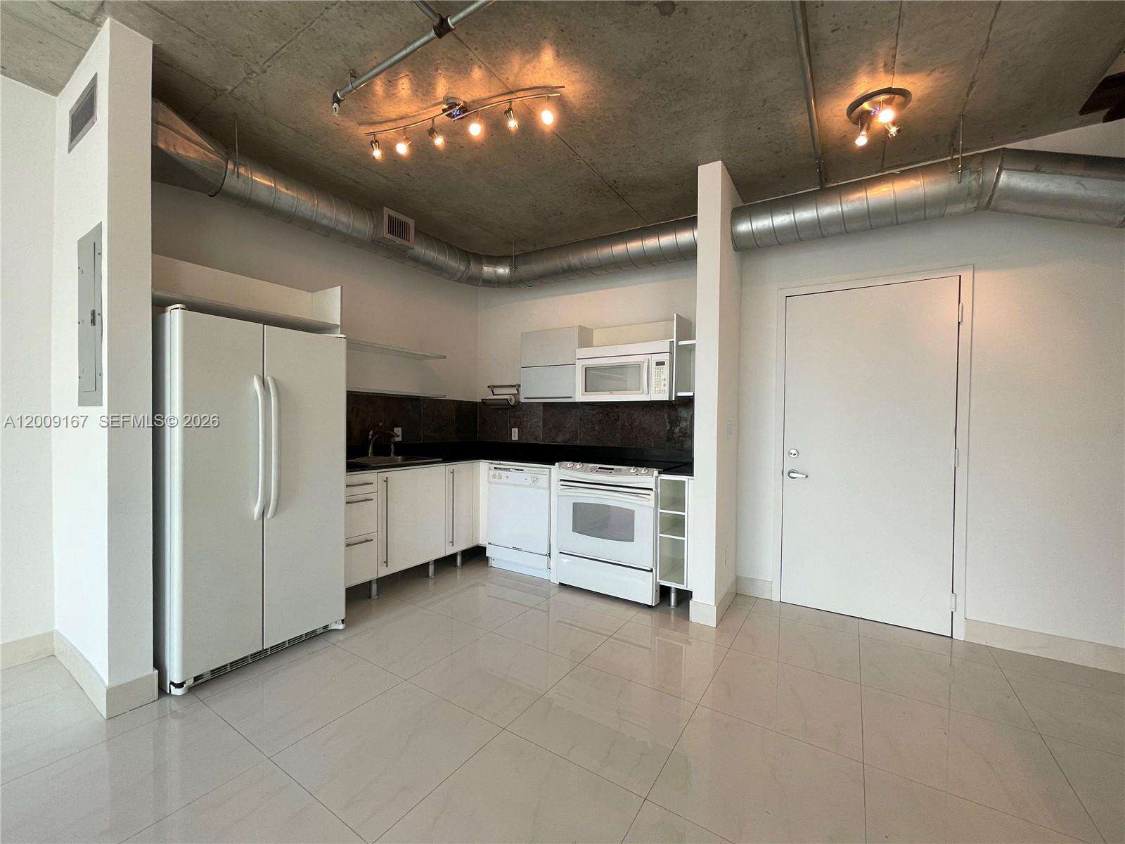 Neo Vertika at 690 1 Ct, Miami, FL 33130 - For Sale photo 10