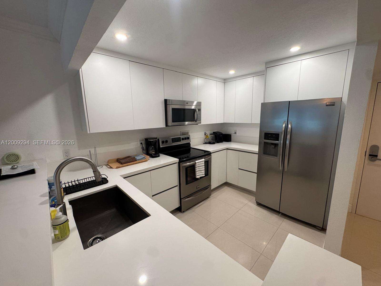 Roney Palace at 2301 Collins Ave, Miami Beach, FL 33139 - For Sale photo 1