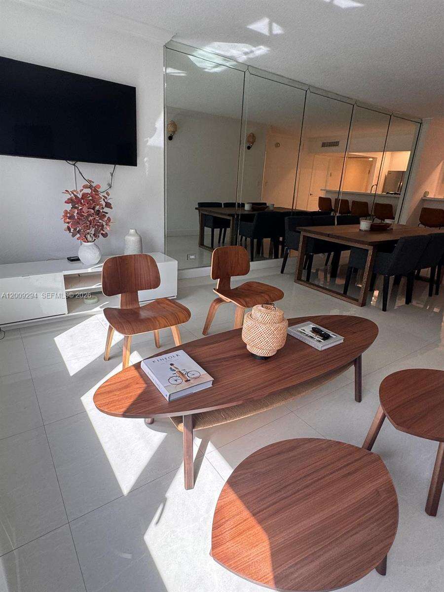Roney Palace at 2301 Collins Ave, Miami Beach, FL 33139 - For Sale photo 11