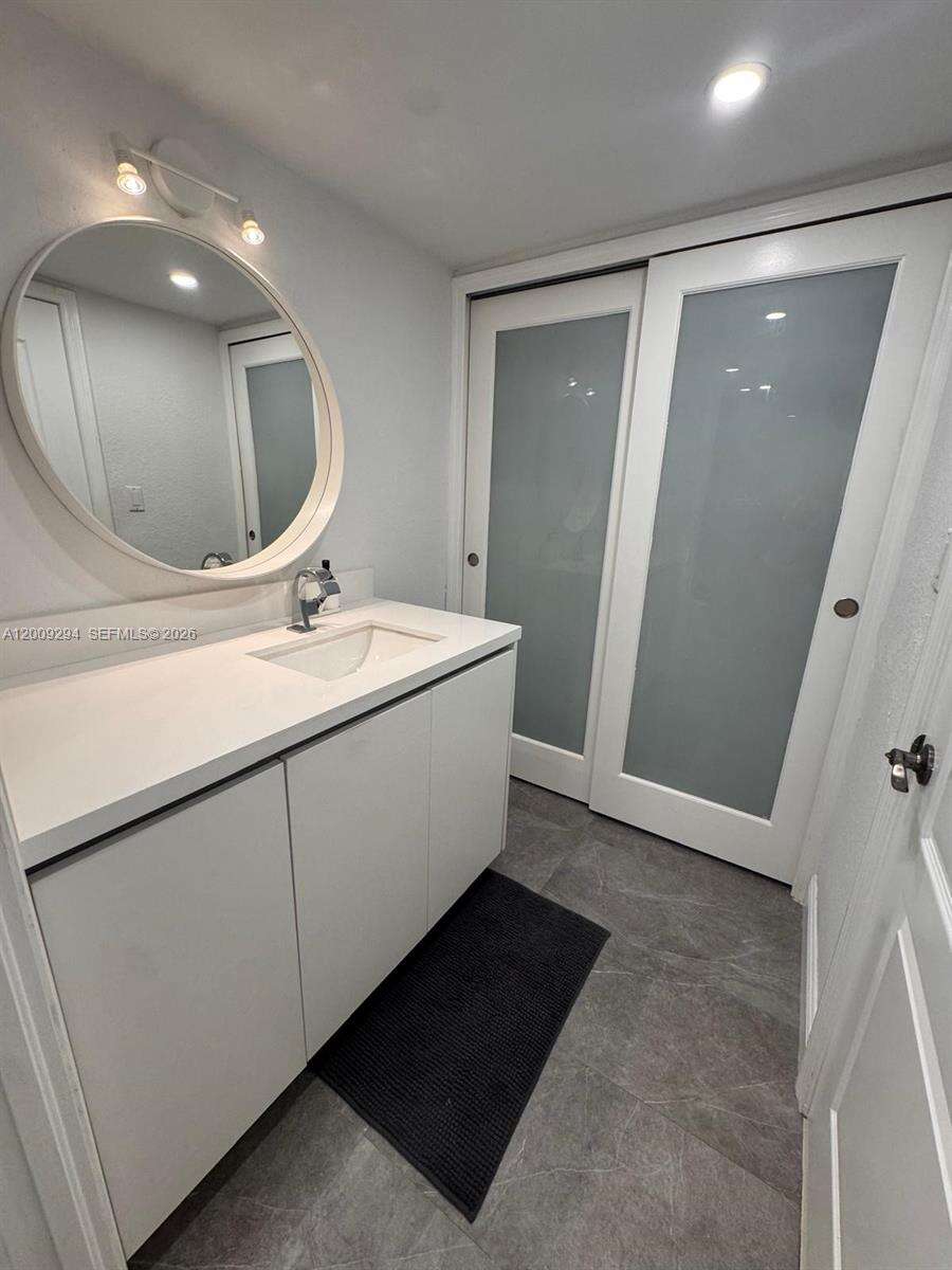 Roney Palace at 2301 Collins Ave, Miami Beach, FL 33139 - For Sale photo 16