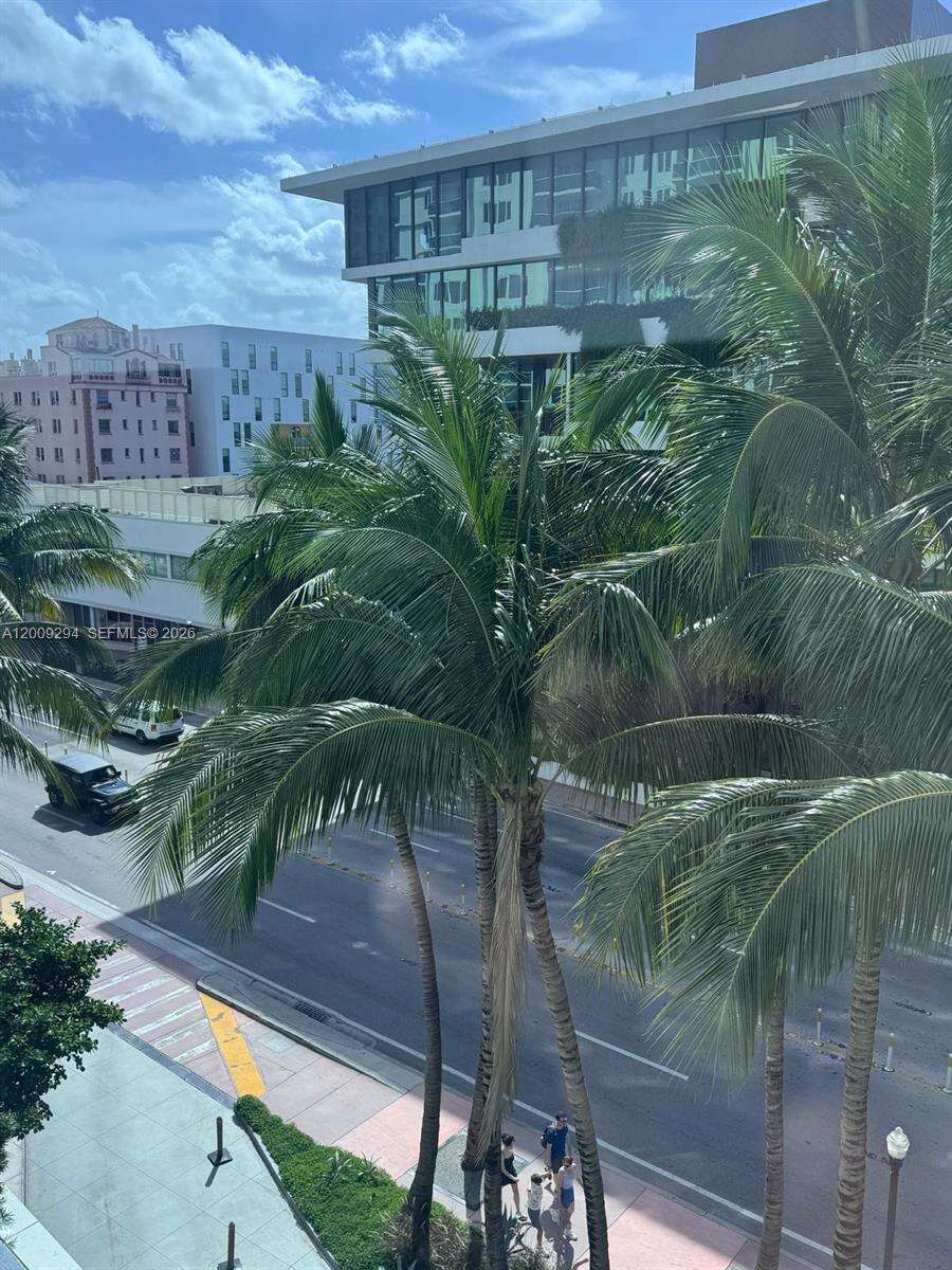 Roney Palace at 2301 Collins Ave, Miami Beach, FL 33139 - For Sale photo 19
