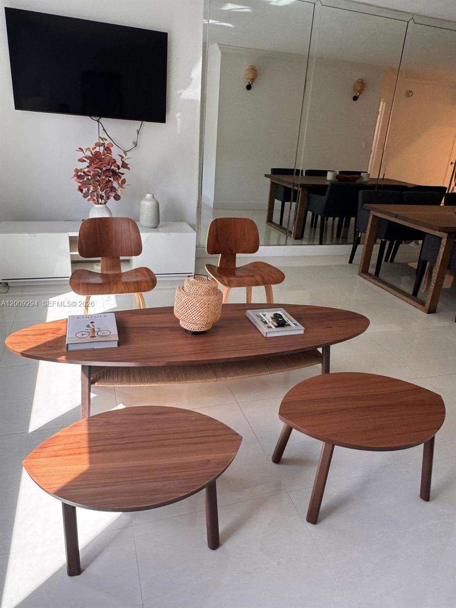 Roney Palace at 2301 Collins Ave, Miami Beach, FL 33139 - For Sale photo 8