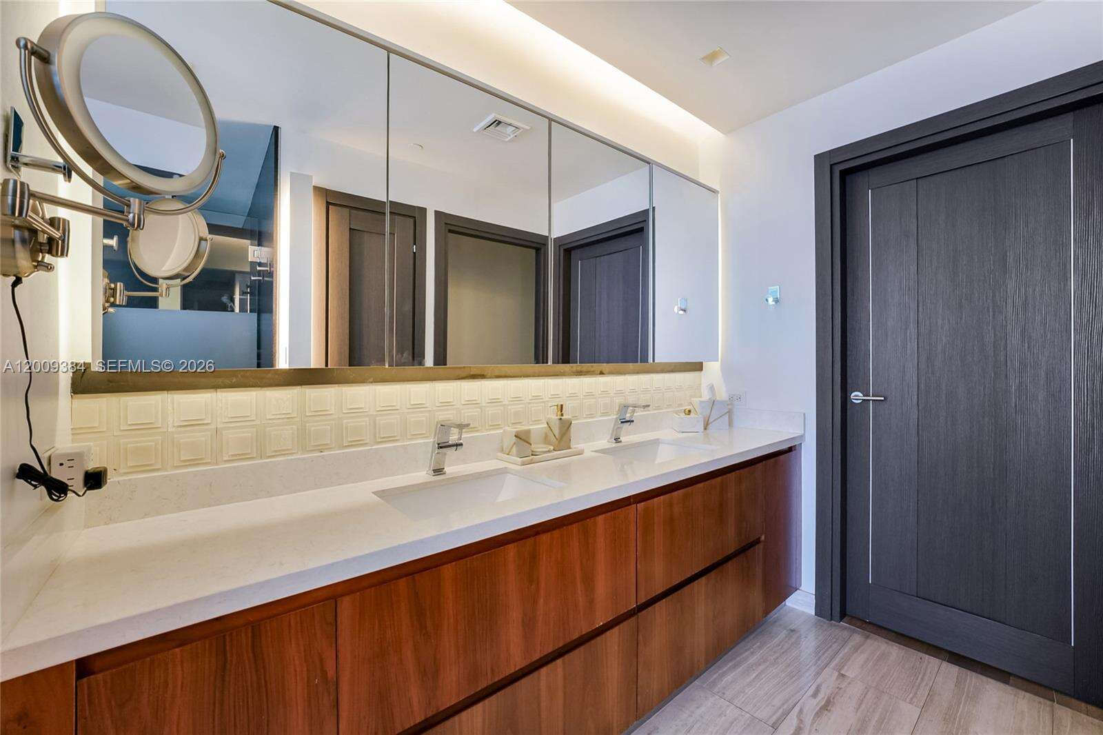 Paramount Bay at 2020 Bayshore Dr, Miami, FL 33137 - For Sale photo 15