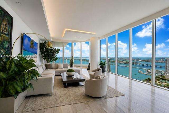 Paramount Bay at 2020 Bayshore Dr, Miami, FL 33137 - For Sale photo 4