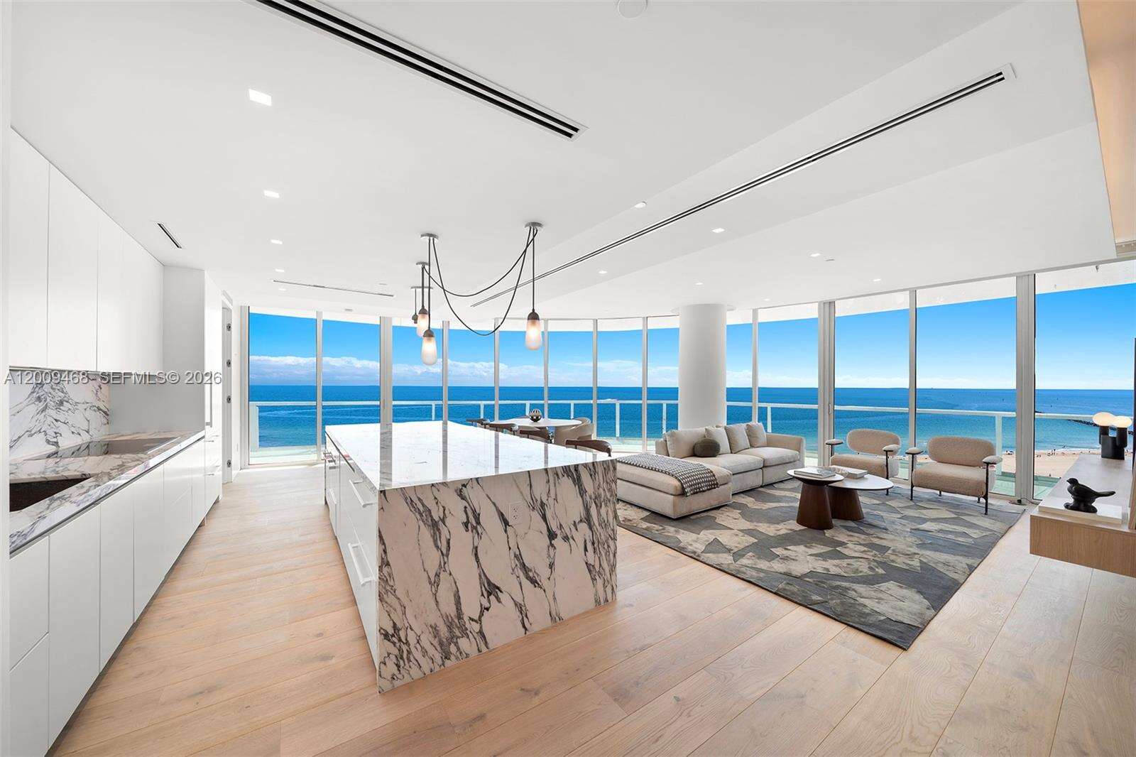 Continuum South Tower at 100 Pointe Dr, Miami Beach, FL 33139 - For Sale photo 1