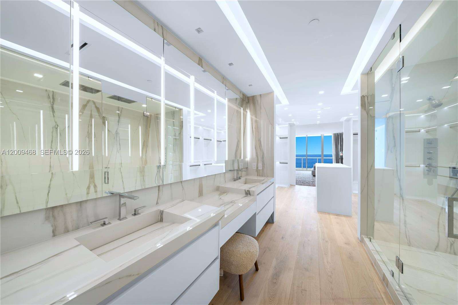 Continuum South Tower at 100 Pointe Dr, Miami Beach, FL 33139 - For Sale photo 25