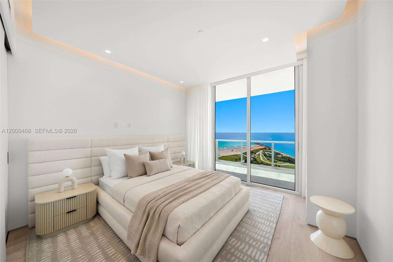 Continuum South Tower at 100 Pointe Dr, Miami Beach, FL 33139 - For Sale photo 34