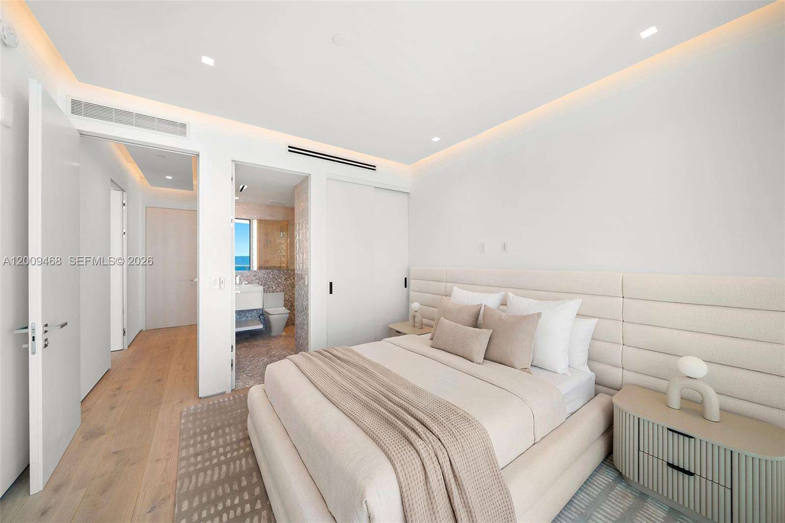 Continuum South Tower at 100 Pointe Dr, Miami Beach, FL 33139 - For Sale photo 35