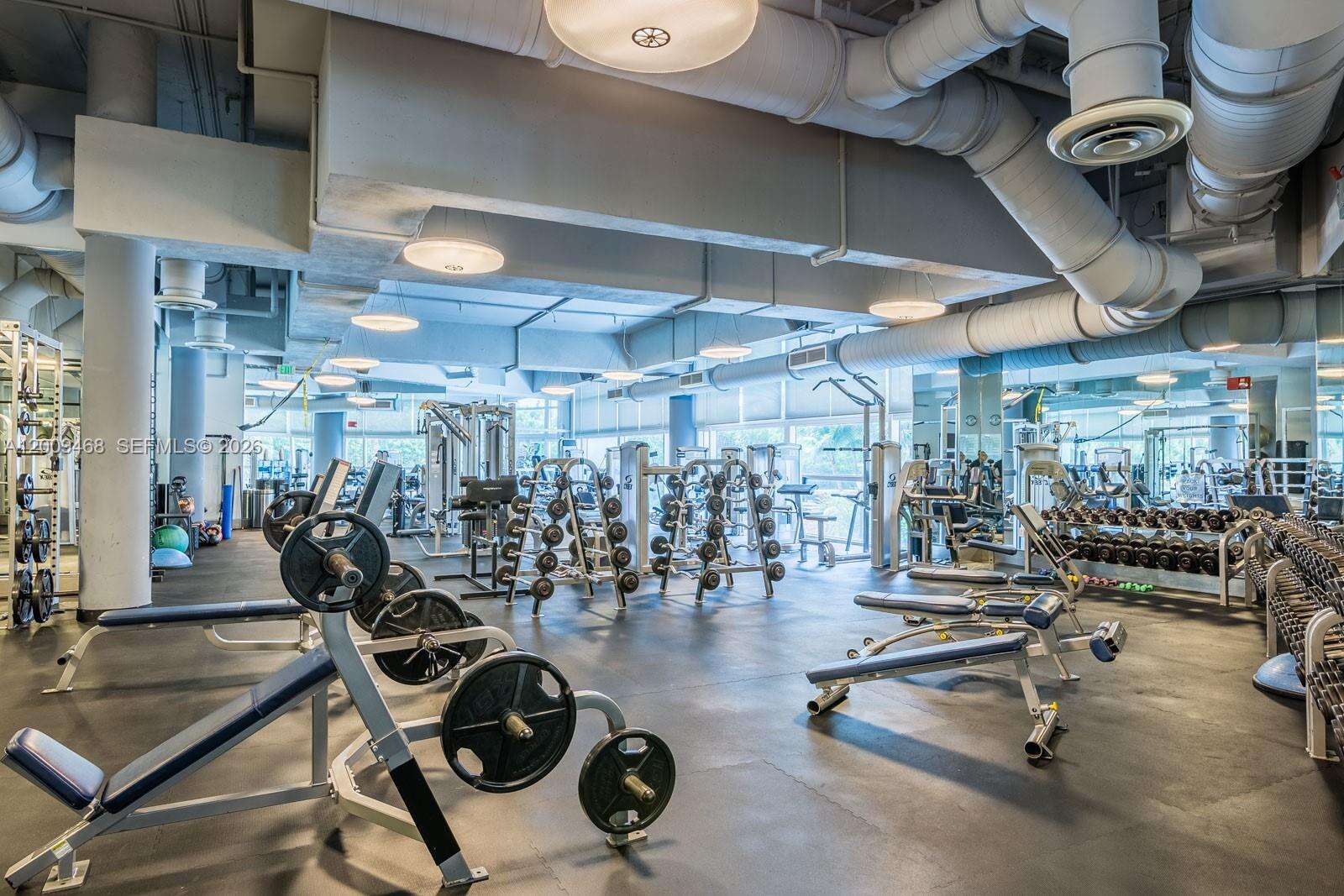 Continuum South Tower at 100 Pointe Dr, Miami Beach, FL 33139 - For Sale photo 51
