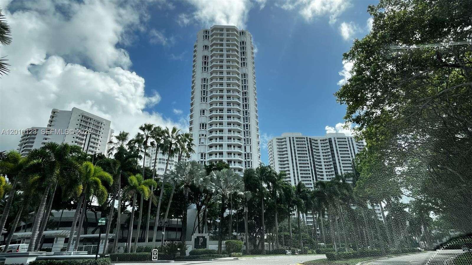 Atlantic 2 At The Point at 21150 Point Pl, Aventura, FL 33180 - For Sale photo 3