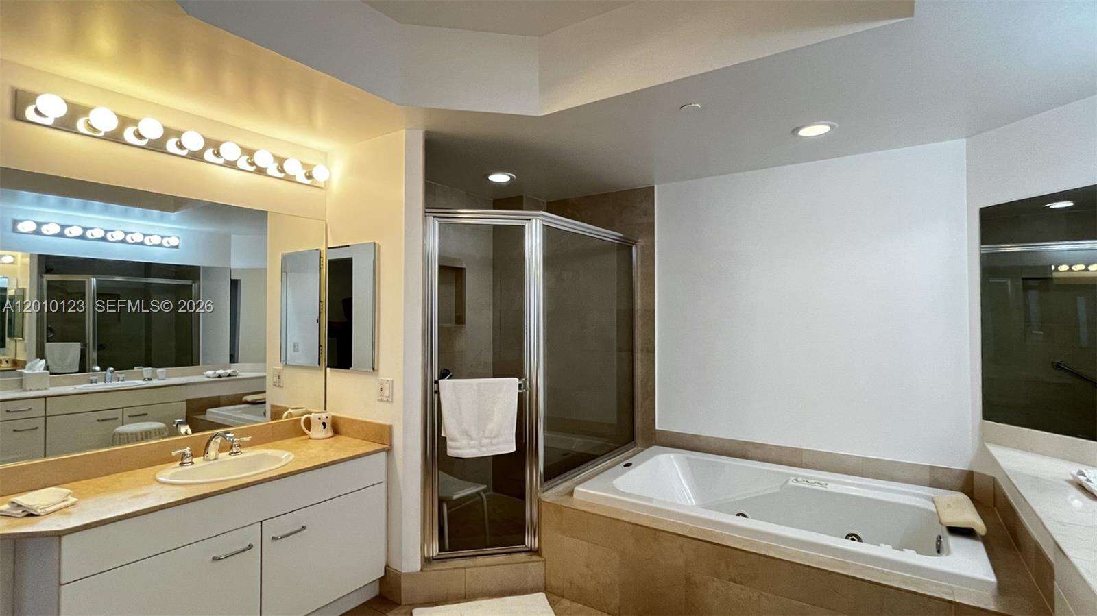Atlantic 2 At The Point at 21150 Point Pl, Aventura, FL 33180 - For Sale photo 22