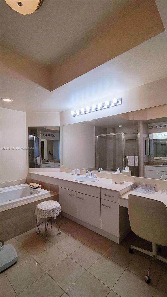 Atlantic 2 At The Point at 21150 Point Pl, Aventura, FL 33180 - For Sale photo 25