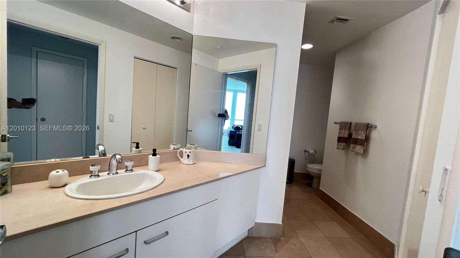 Atlantic 2 At The Point at 21150 Point Pl, Aventura, FL 33180 - For Sale photo 26