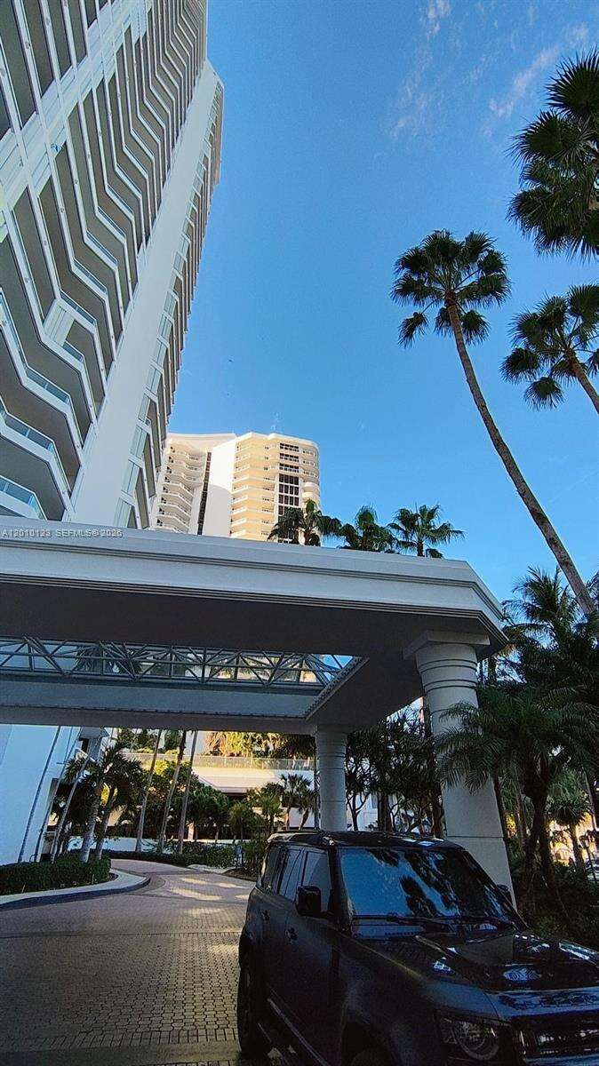 Atlantic 2 At The Point at 21150 Point Pl, Aventura, FL 33180 - For Sale photo 5
