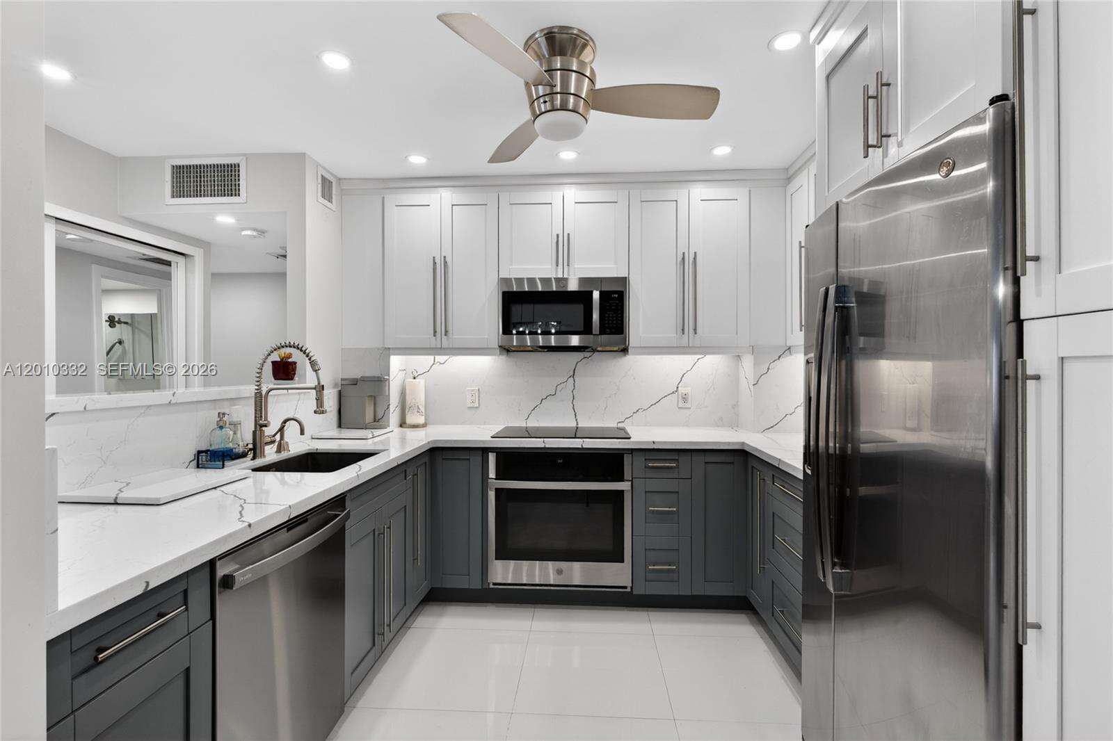 The Hemispheres at 1985 Ocean Dr, Hallandale Beach, FL 33009 - For Sale photo 25