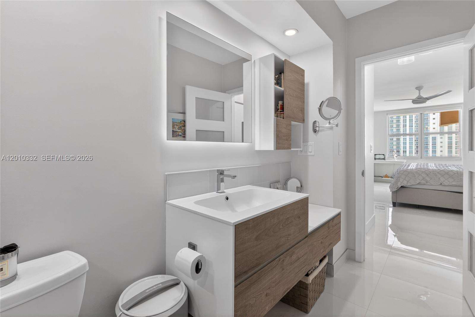 The Hemispheres at 1985 Ocean Dr, Hallandale Beach, FL 33009 - For Sale photo 28