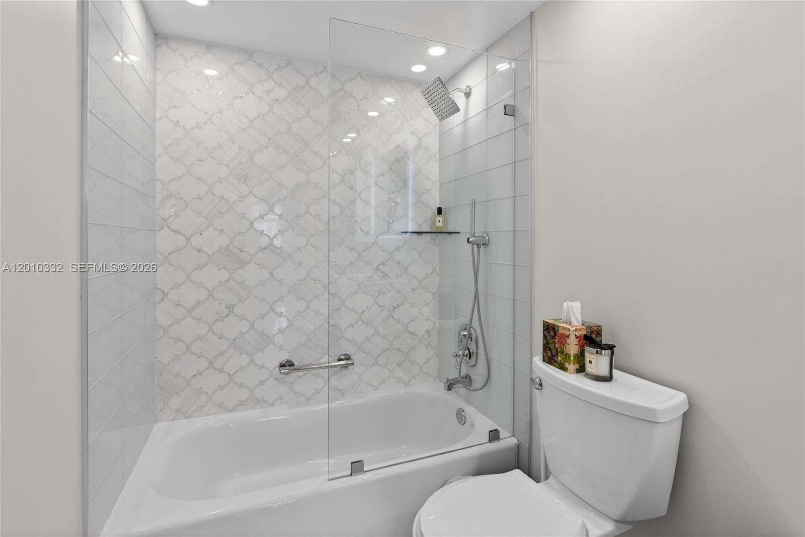 The Hemispheres at 1985 Ocean Dr, Hallandale Beach, FL 33009 - For Sale photo 29