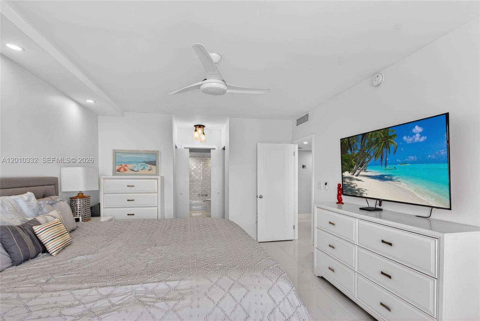 The Hemispheres at 1985 Ocean Dr, Hallandale Beach, FL 33009 - For Sale photo 39