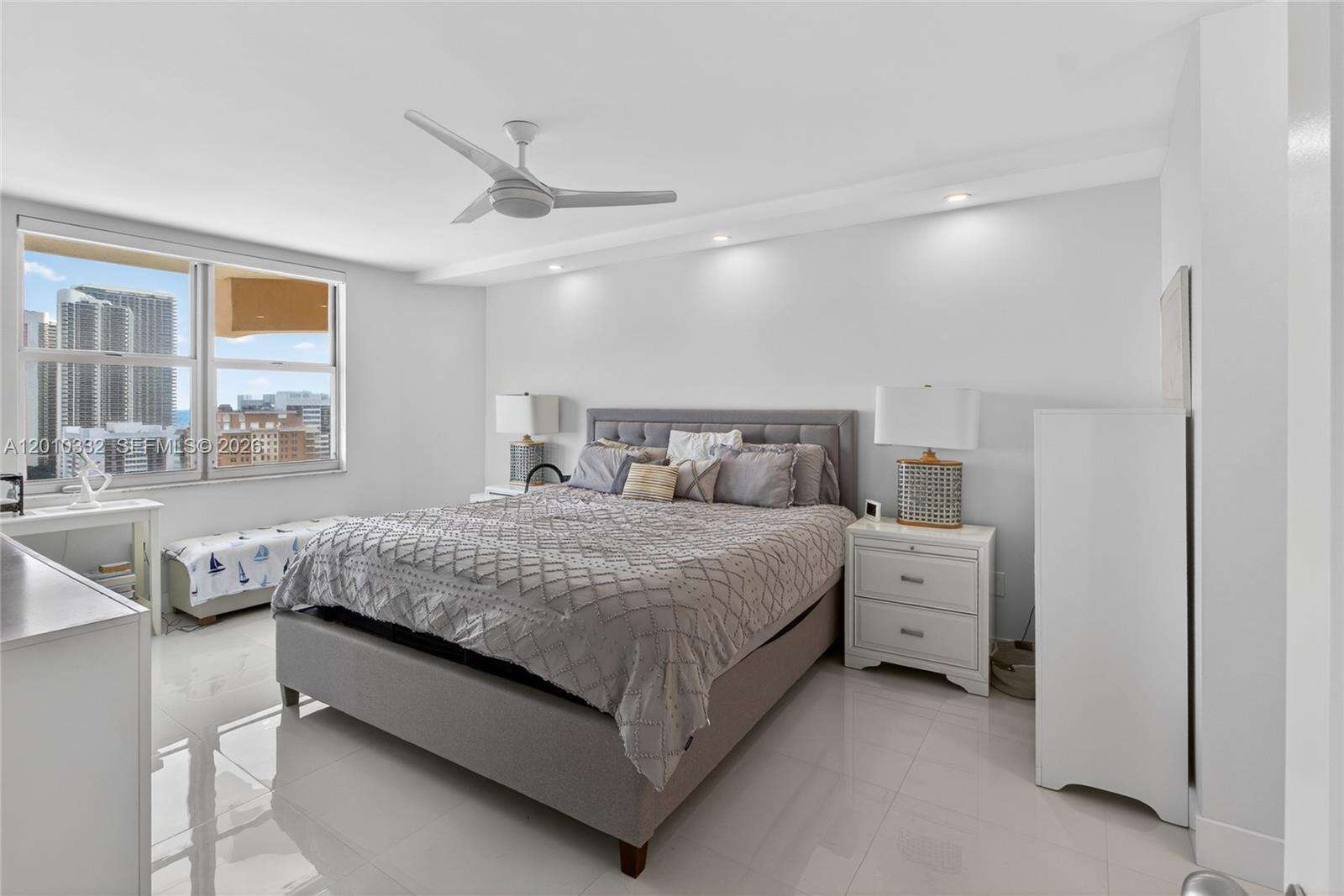 The Hemispheres at 1985 Ocean Dr, Hallandale Beach, FL 33009 - For Sale photo 41