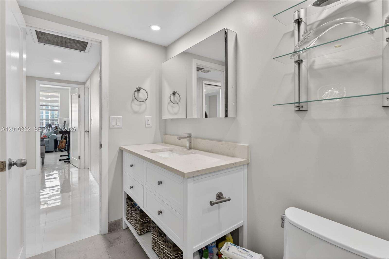 The Hemispheres at 1985 Ocean Dr, Hallandale Beach, FL 33009 - For Sale photo 51