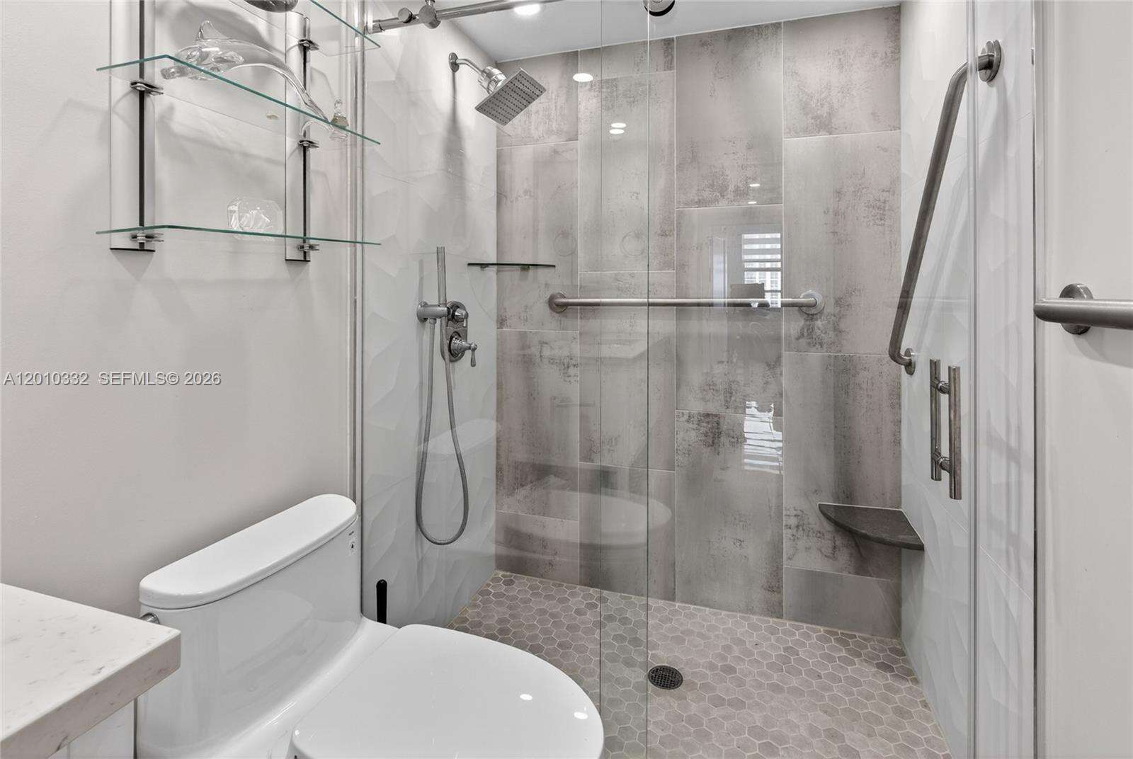 The Hemispheres at 1985 Ocean Dr, Hallandale Beach, FL 33009 - For Sale photo 52