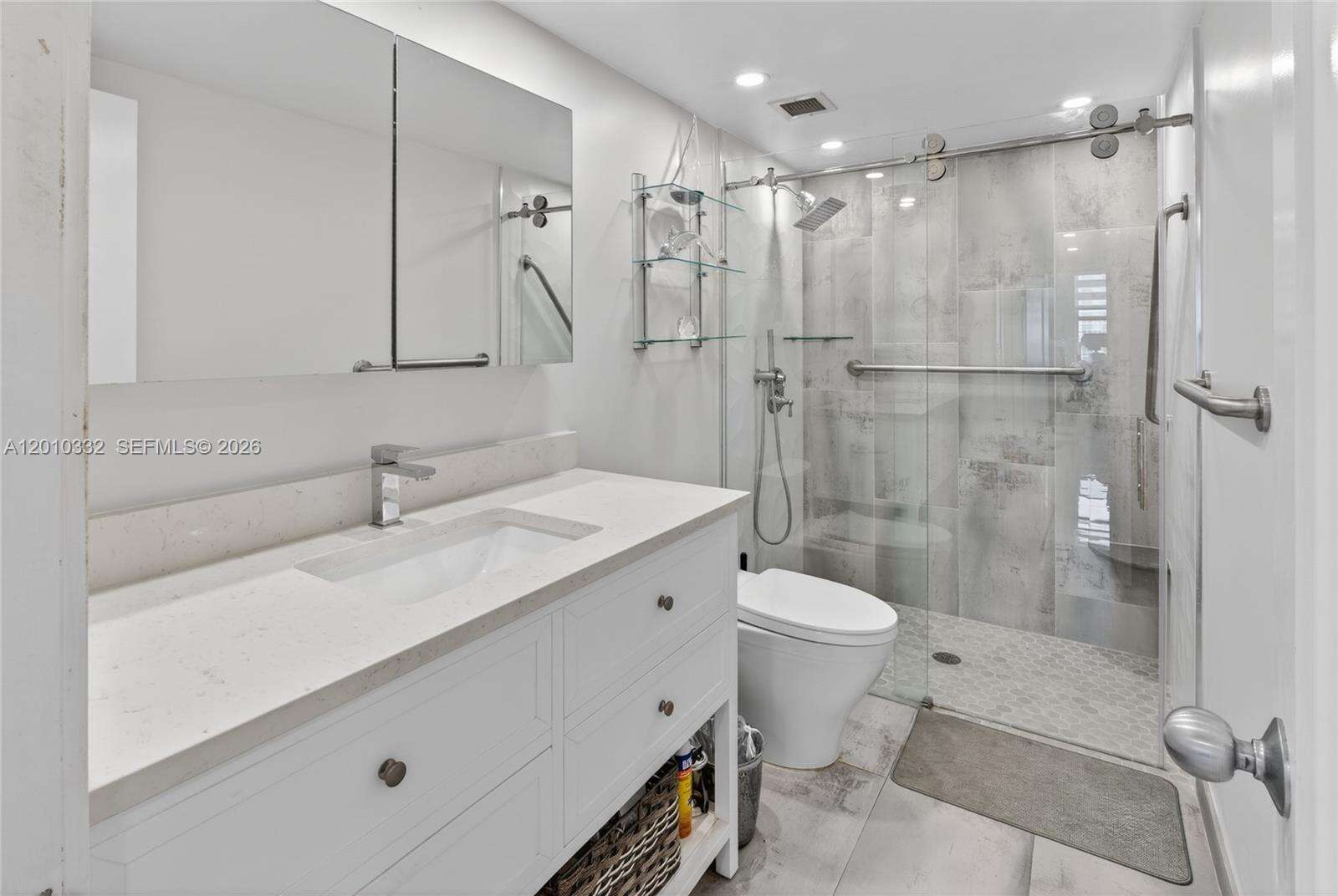 The Hemispheres at 1985 Ocean Dr, Hallandale Beach, FL 33009 - For Sale photo 53