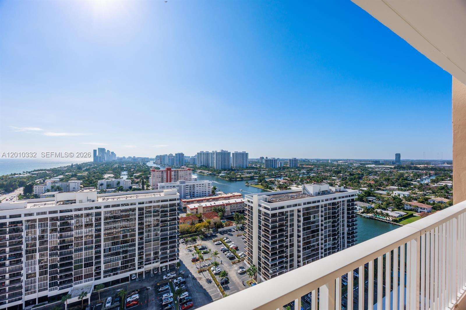 The Hemispheres at 1985 Ocean Dr, Hallandale Beach, FL 33009 - For Sale photo 54