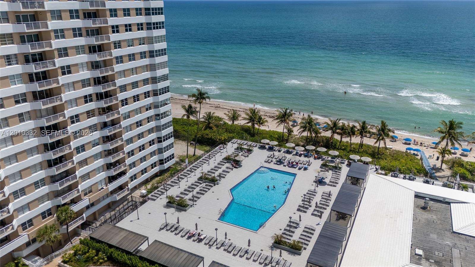 The Hemispheres at 1985 Ocean Dr, Hallandale Beach, FL 33009 - For Sale photo 64