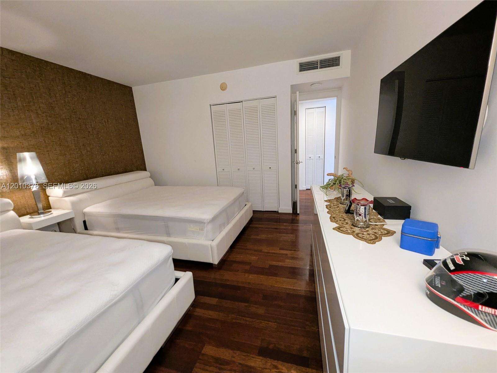 5600 Collins Ave, Miami Beach, FL 33140 - For Sale photo 20
