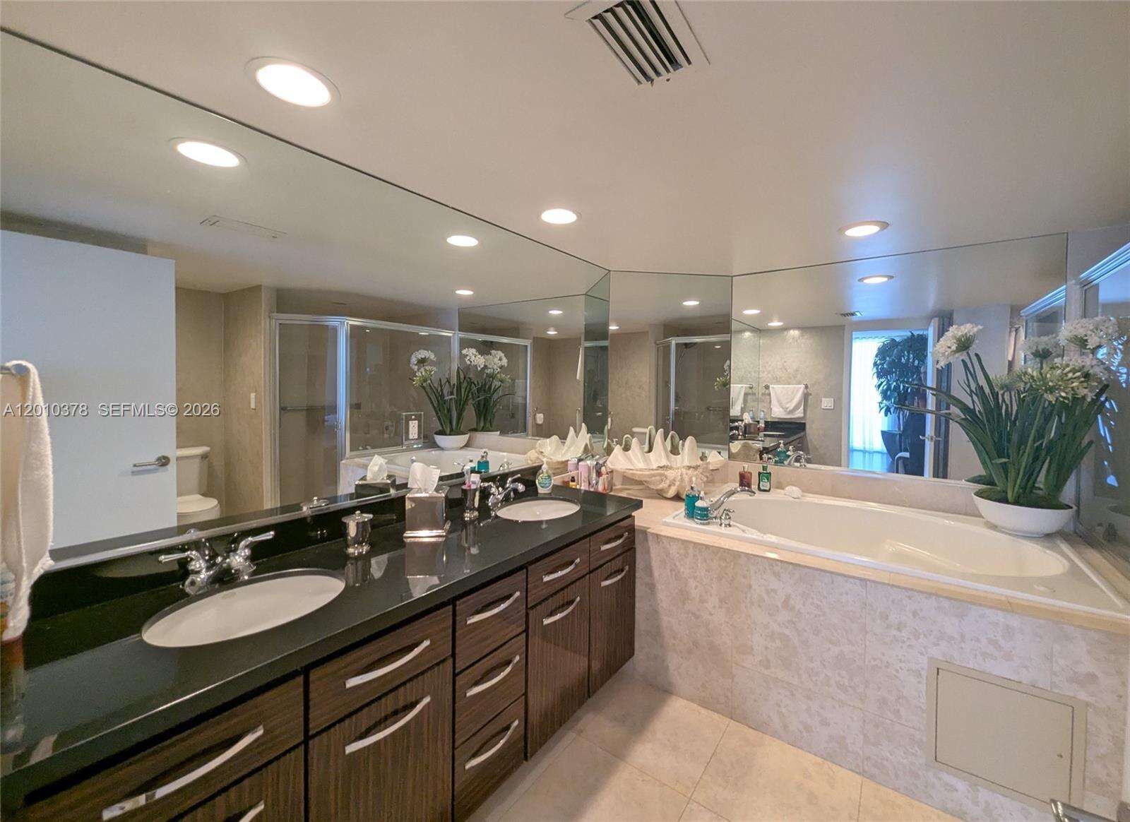 5600 Collins Ave, Miami Beach, FL 33140 - For Sale photo 32