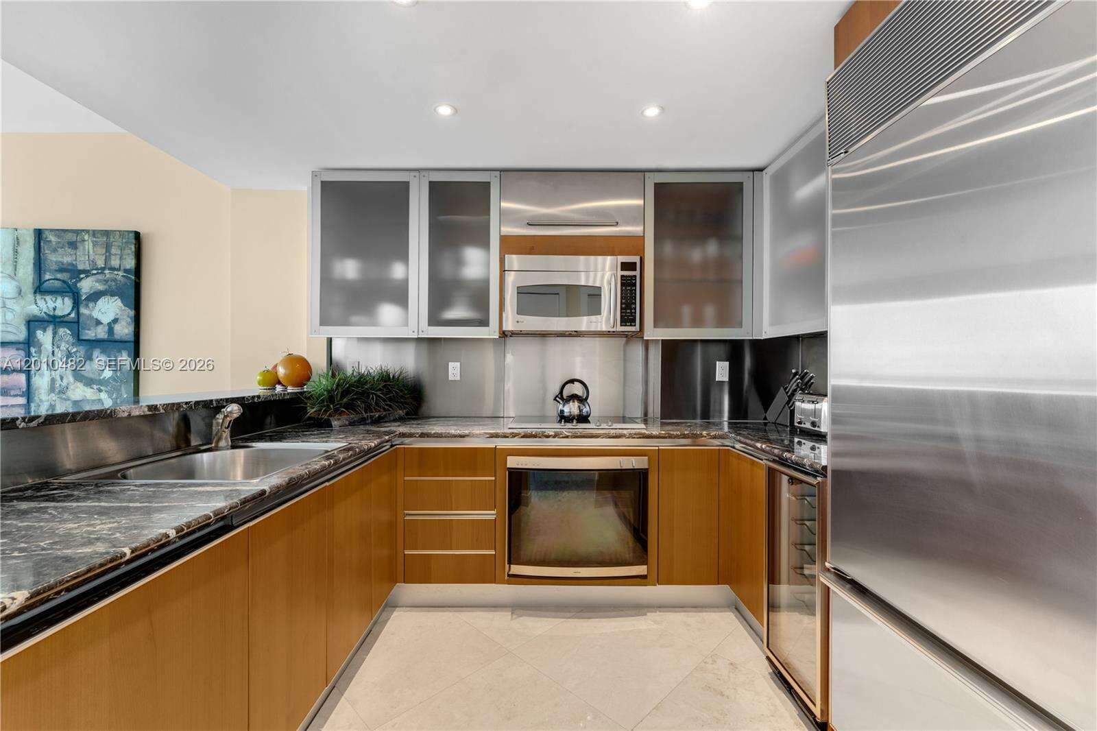 Bentley Bay at 520 W Ave, Miami Beach, FL 33139 - For Sale photo 9