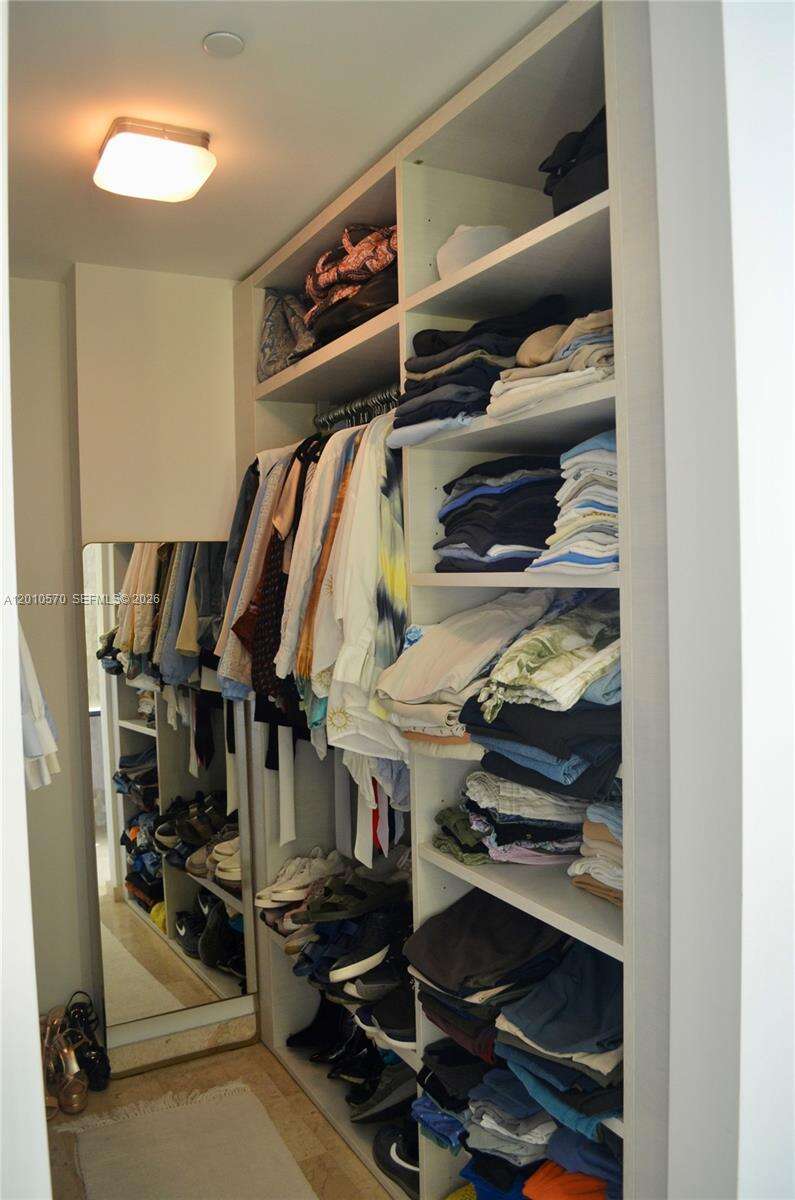 Reach Brickell at 68 6 St, Miami, FL 33131 - For Sale photo 13