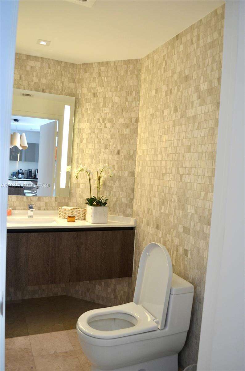 Reach Brickell at 68 6 St, Miami, FL 33131 - For Sale photo 9