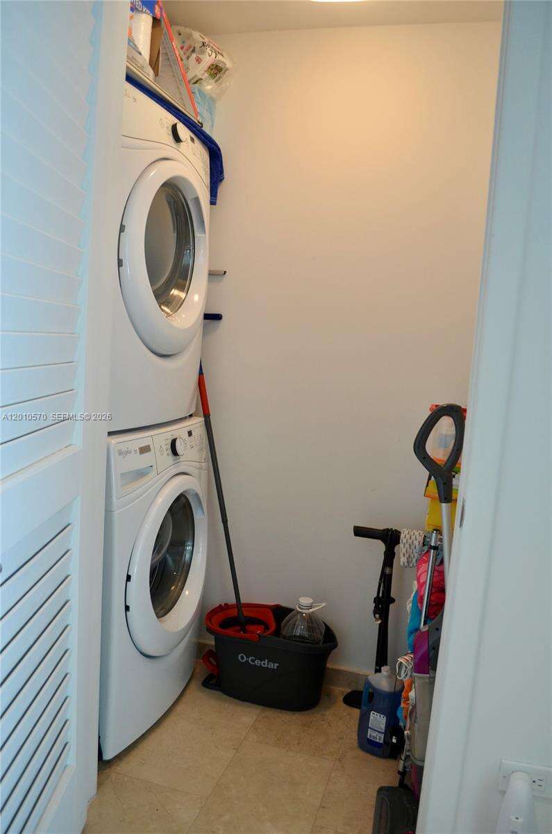 Reach Brickell at 68 6 St, Miami, FL 33131 - For Sale photo 10