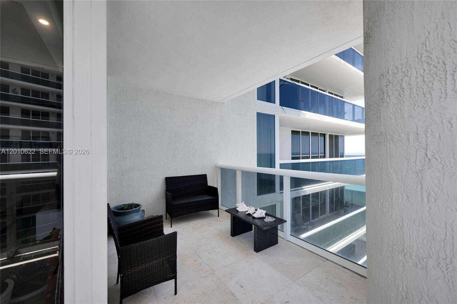 BEACH CLUB THREE - 1800 Ocean Dr, Hallandale Beach, FL 33009 | Picture 24