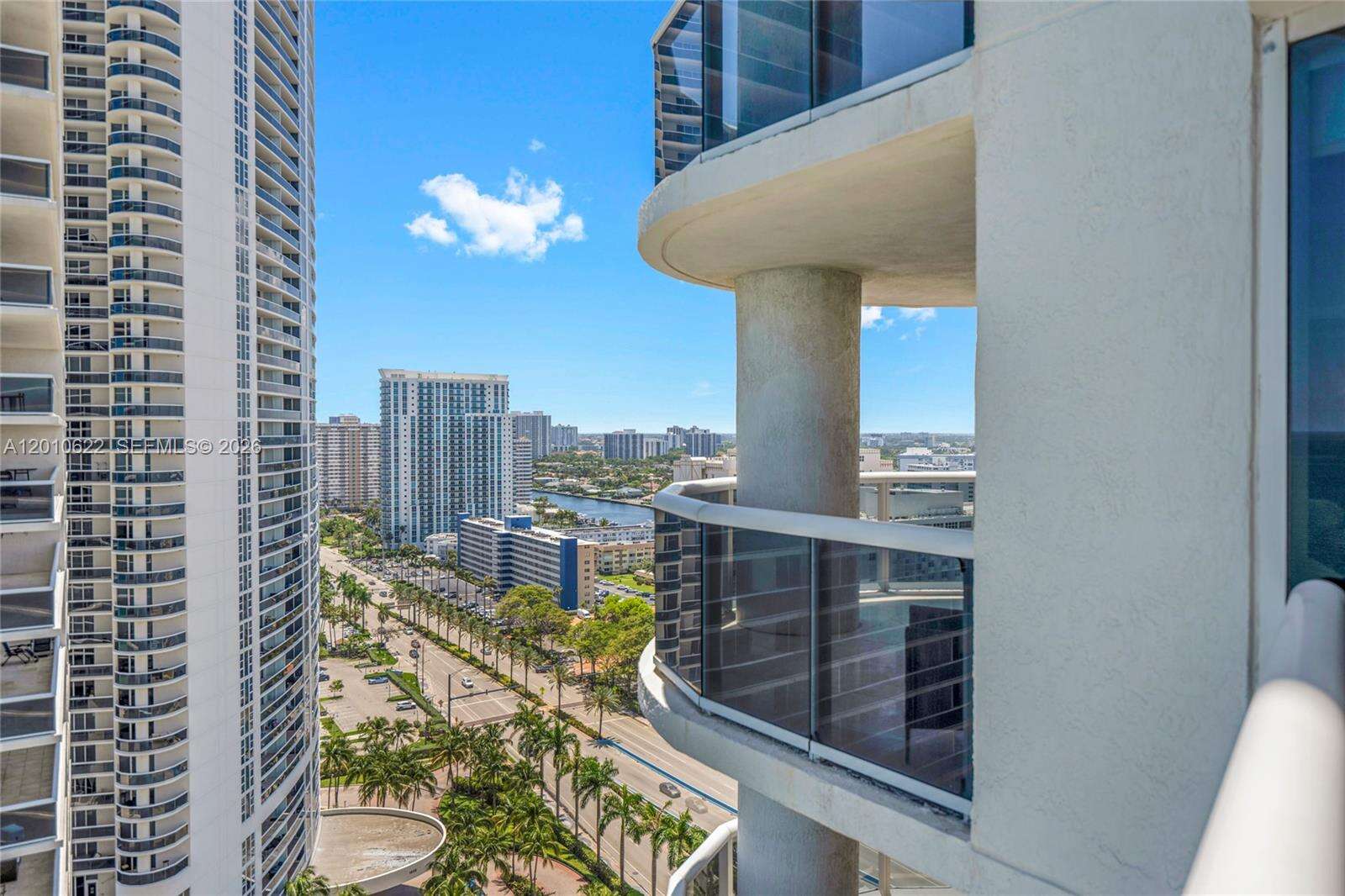 BEACH CLUB THREE - 1800 Ocean Dr, Hallandale Beach, FL 33009 | Picture 26