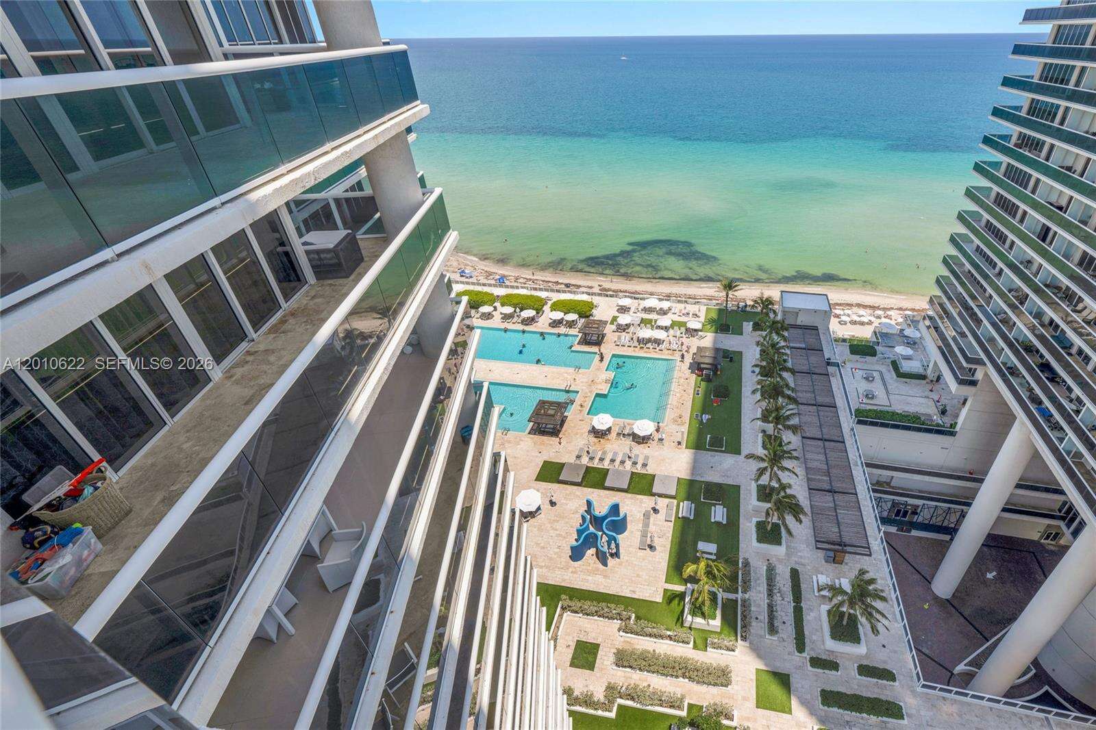 BEACH CLUB THREE - 1800 Ocean Dr, Hallandale Beach, FL 33009 | Picture 32